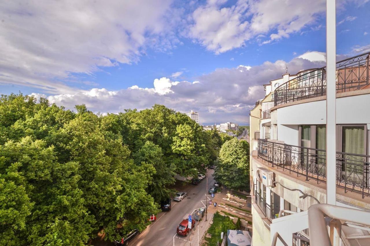 South Park, Vitosha View, 2-Bdr, 2-Bthr Apartment By Flat Mаnager Софія Екстер'єр фото
